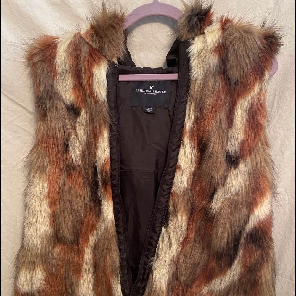 Women’s Vest with Hood